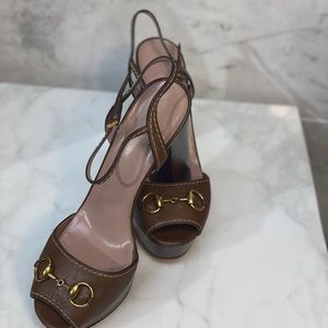 Gucci platform shoe for women